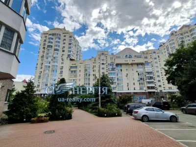 Квартира. Київ, Левка Лук'яненка вул.