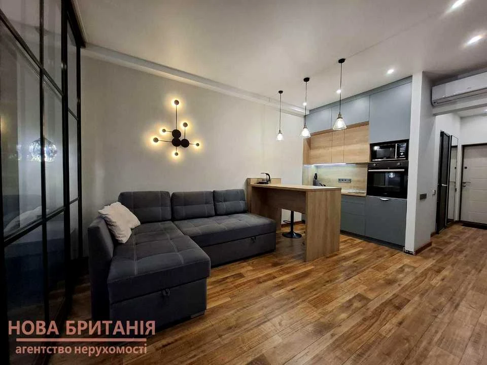 Квартира. Київ, Михайла Максимовича вул.