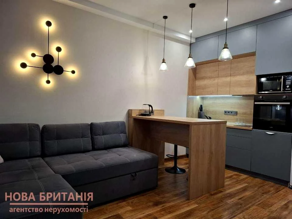 Квартира. Київ, Михайла Максимовича вул.