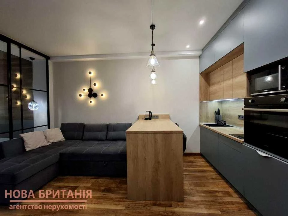 Квартира. Київ, Михайла Максимовича вул.