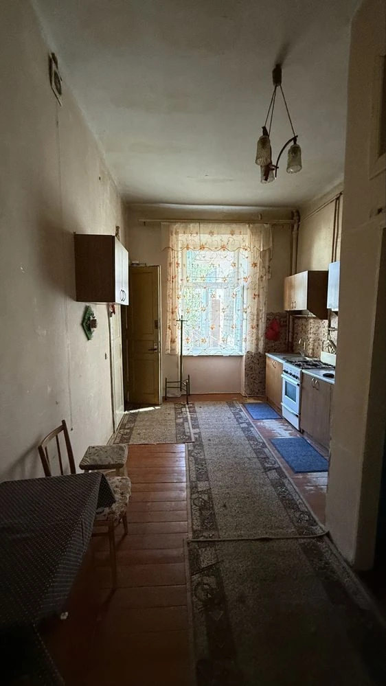 Однокімнатна квартира по вул. Головацького у Львові від влас