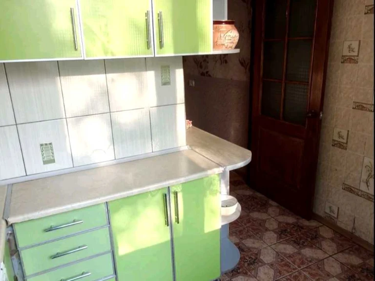 Apartment. Kharkiv, Slavy Avenue.