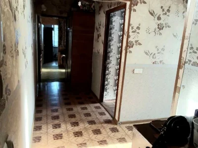 Apartment. Kharkiv, Slavy Avenue.