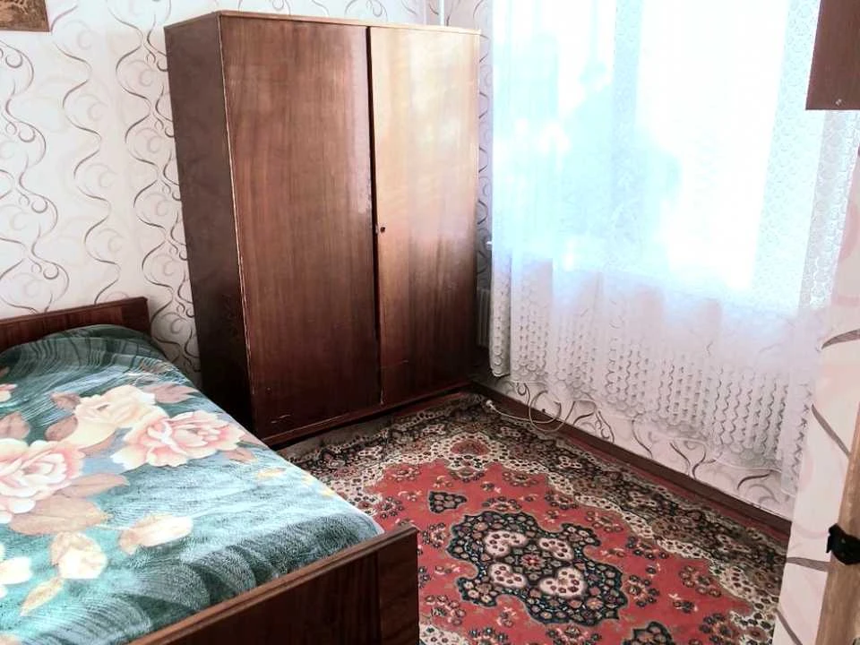 Apartment. Kharkiv, Slavy Avenue.