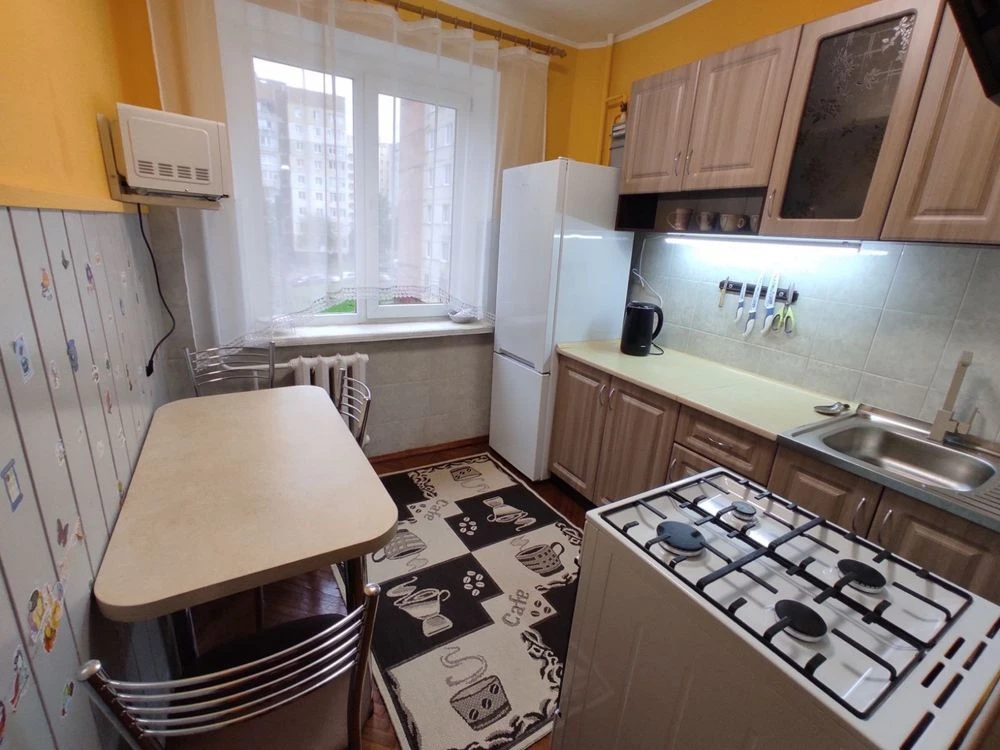 Продаж 2-кімнатної квартири, 50 м2, вул. Морозна
