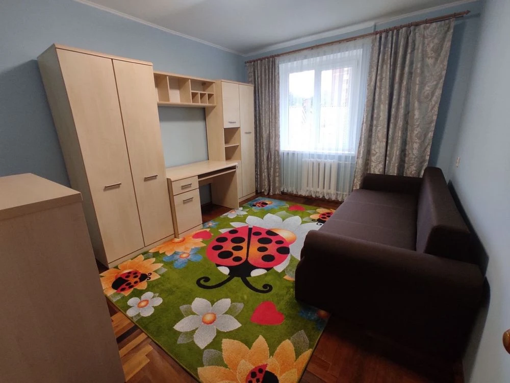 Продаж 2-кімнатної квартири, 50 м2, вул. Морозна