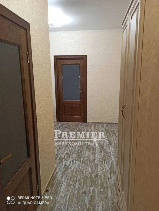 Квартира с современным ремонтом 36 кв.м. Укомплектована мебелью