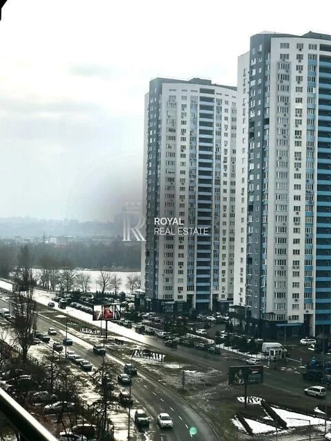 Sale of 4-room apartment 179.7 sq. m on Obolonskyi Avenue 6A • ID