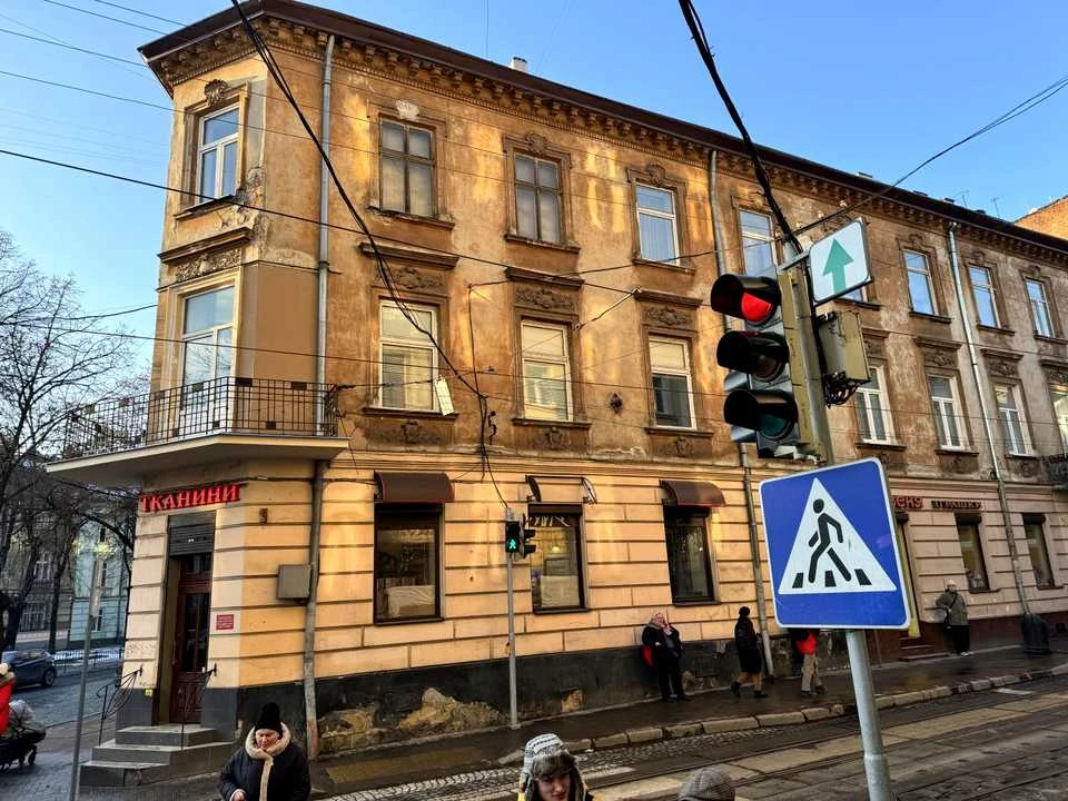 Квартира. Львів, Князя Романа вул.