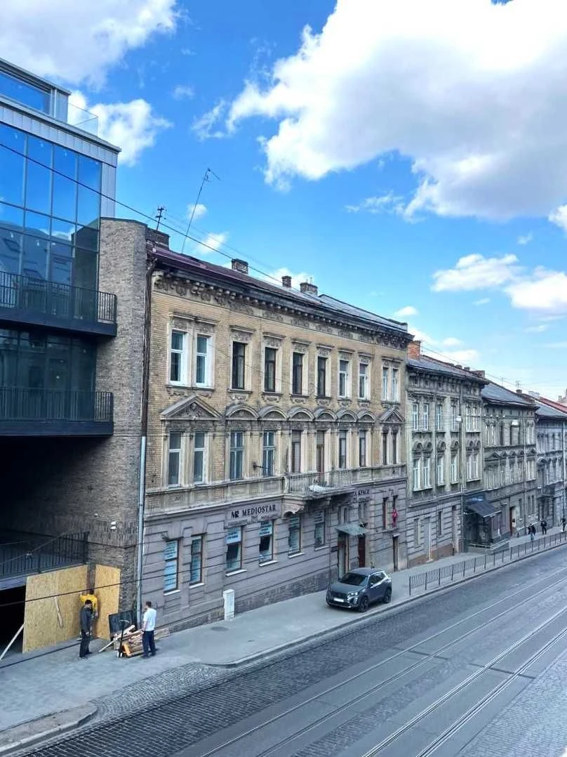 Дворівнева квартира-інфестиція з ремонтом  Львів!