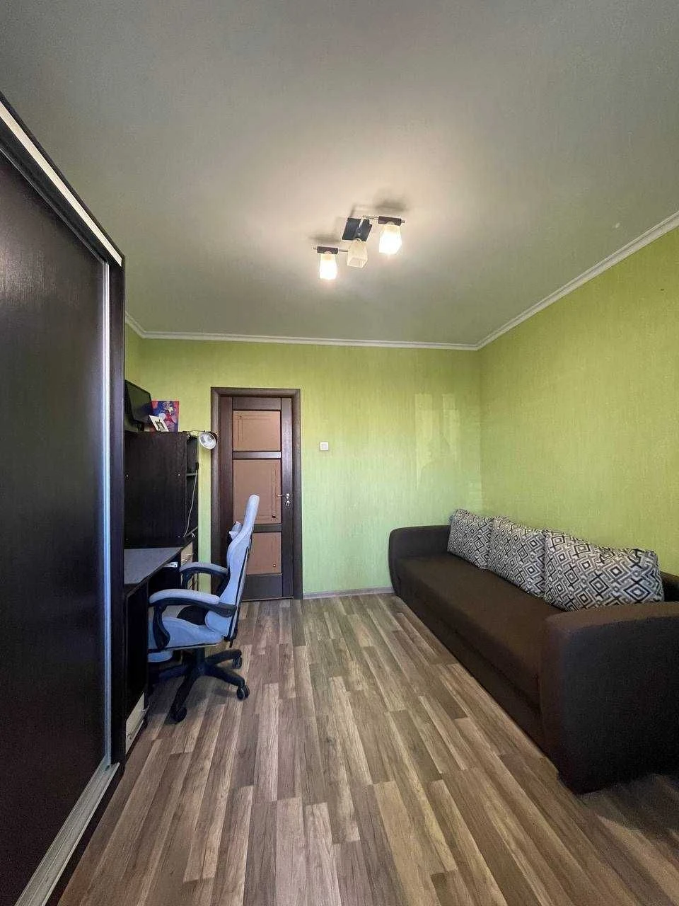 Продаж (3к=87м) квартира з якісним ремонтом пр. Червоної Кал