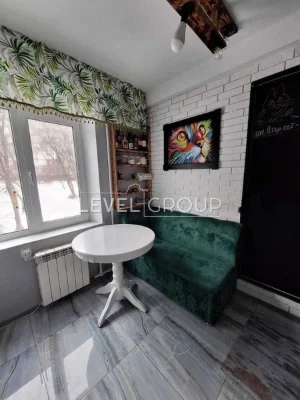 Продаж 2-к квартири з ремонтом | м. Голосіївська, Васильківс