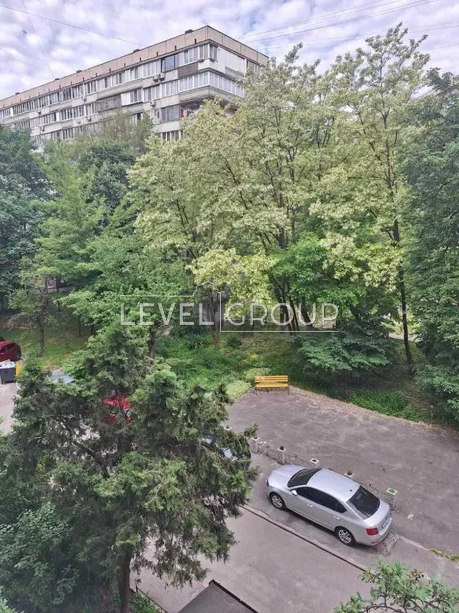 Продаж 2-к квартири з ремонтом | м. Голосіївська, Васильківс