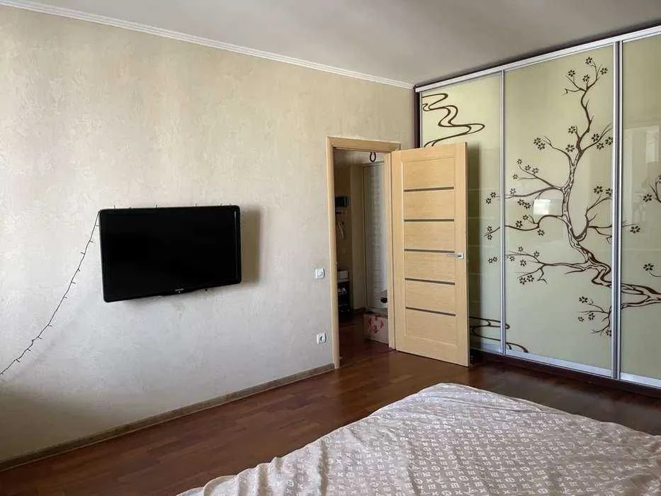 Продам 1к квартиру/47,8м.кв/просп. Петра Григоренко 22/20, З