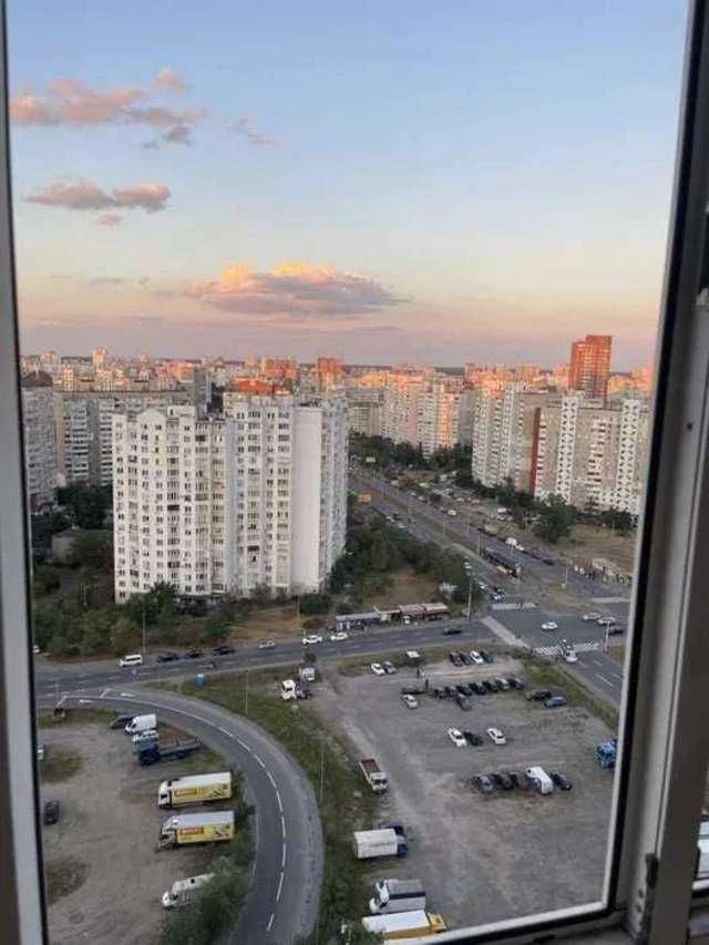 Продам 1к квартиру/47,8м.кв/просп. Петра Григоренко 22/20, З