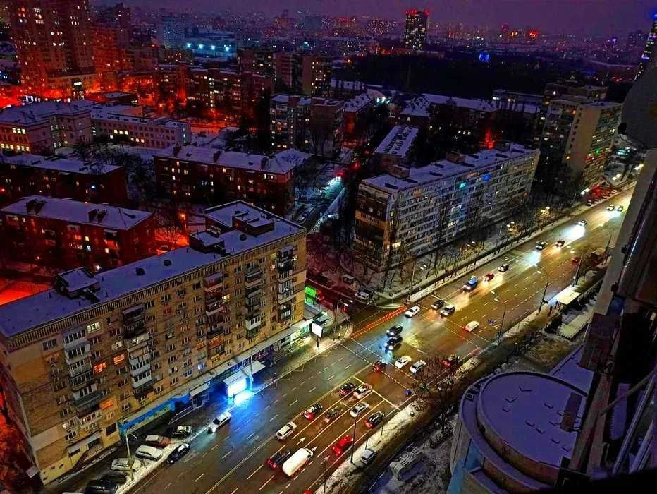 Продам 1-кімн. Солом'янська вул. 15а, 53 м.кв