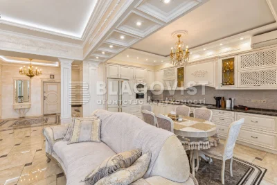 Продаж квартири Лабораторний пров. 6 в Києві / W-7470406