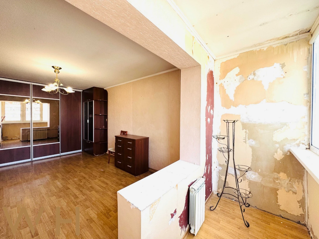 Продам 1 кім. квартиру, 39 м², вул. Лариси Руденко, 10, Позн