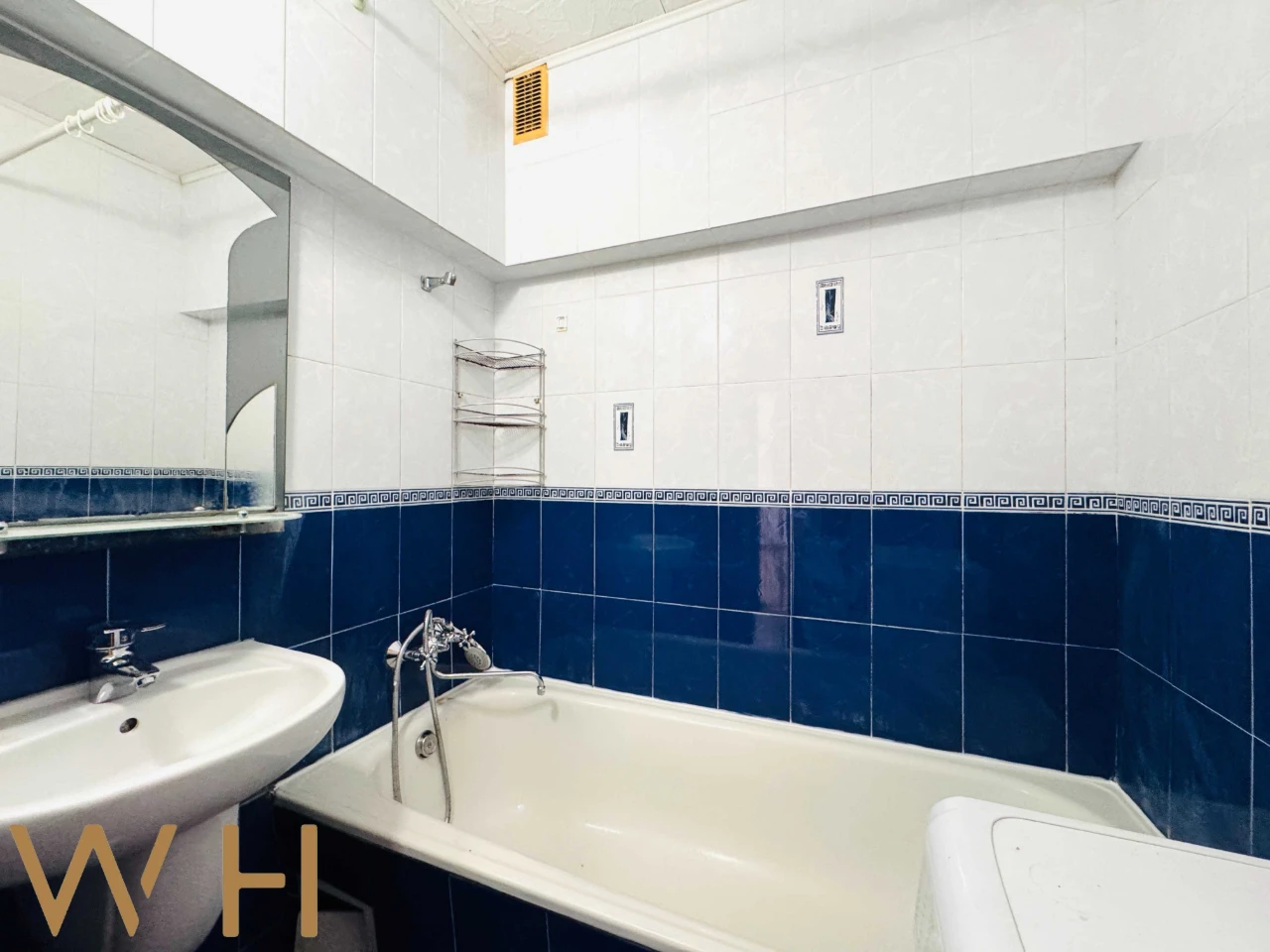 Продам 1 кім. квартиру, 39 м², вул. Лариси Руденко, 10, Позн