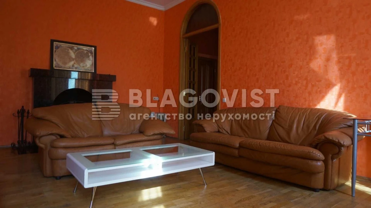 Продаж 4-к (100м) квартири вул.Басейна,15 Центр Бесарабка, Х
