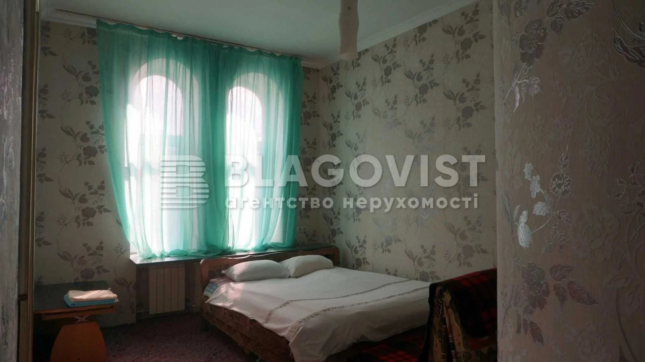 Продаж 4-к (100м) квартири вул.Басейна,15 Центр Бесарабка, Х