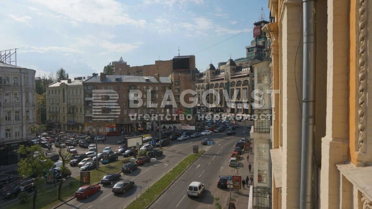 Продаж 4-к (100м) квартири вул.Басейна,15 Центр Бесарабка, Х
