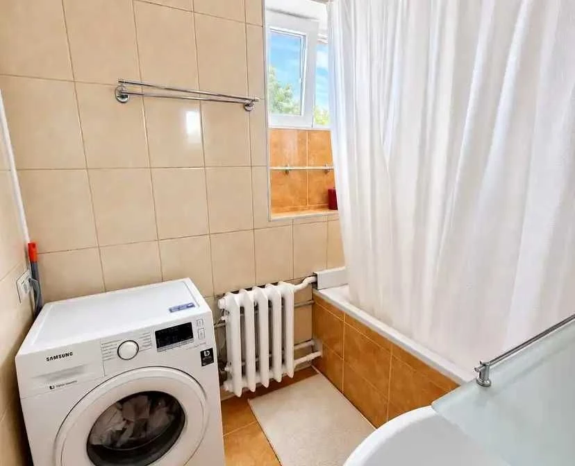 Продаж 3-кімнатної квартири вул.Деревлянська 20/2 в м.Київ,