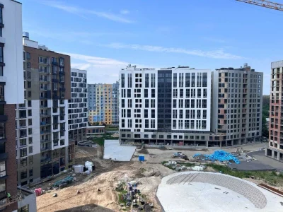 1 кімнатна квартира 50 кв.м. в Лакі Ленд, Є-Оселя