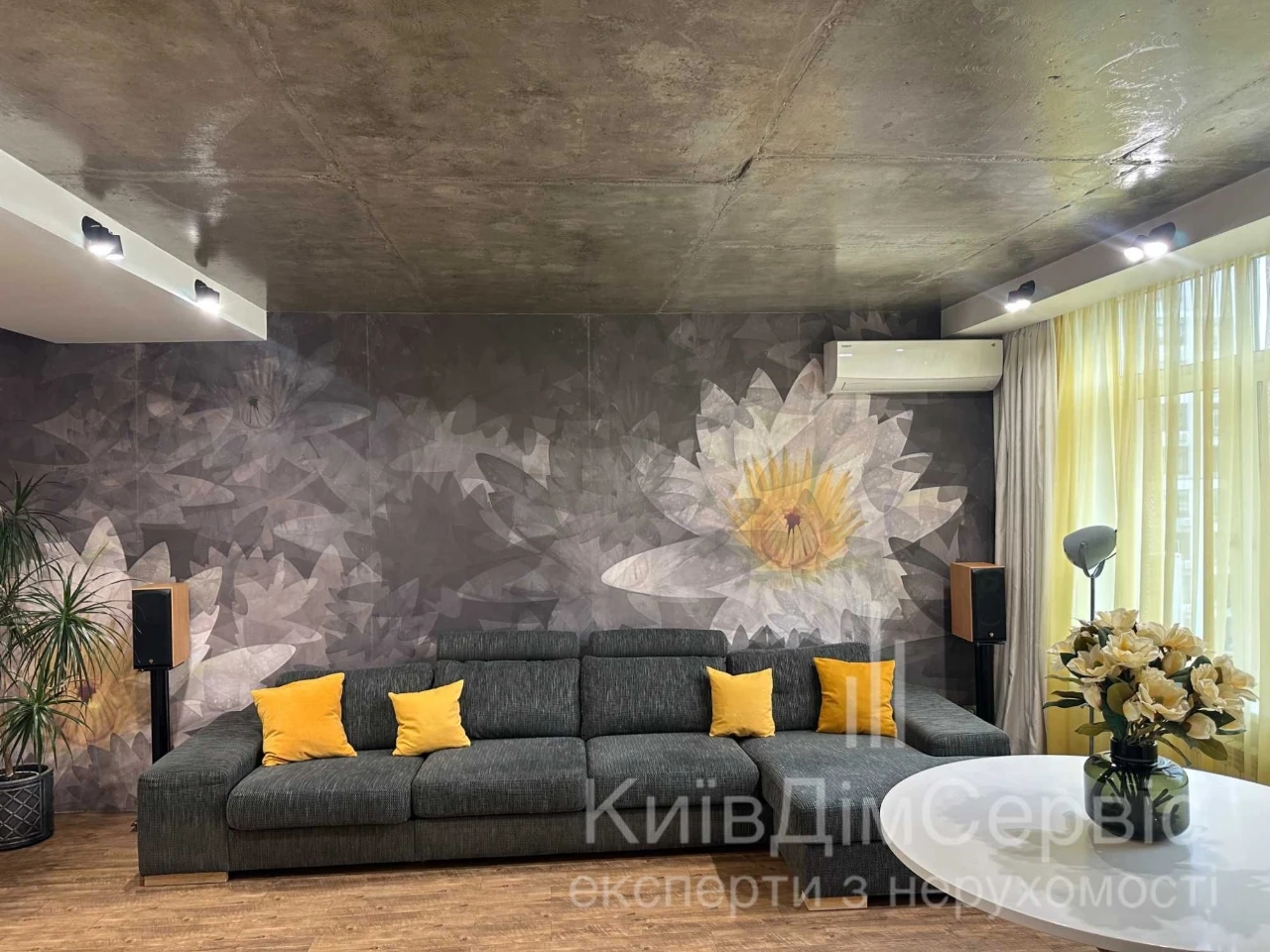 Продаж 3 кімнатної квартири ЖК Зелений острів-2 дизайнерськи