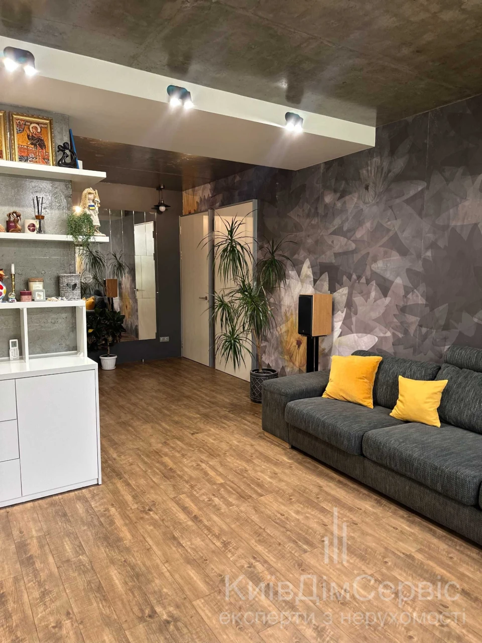 Продаж 3 кімнатної квартири ЖК Зелений острів-2 дизайнерськи