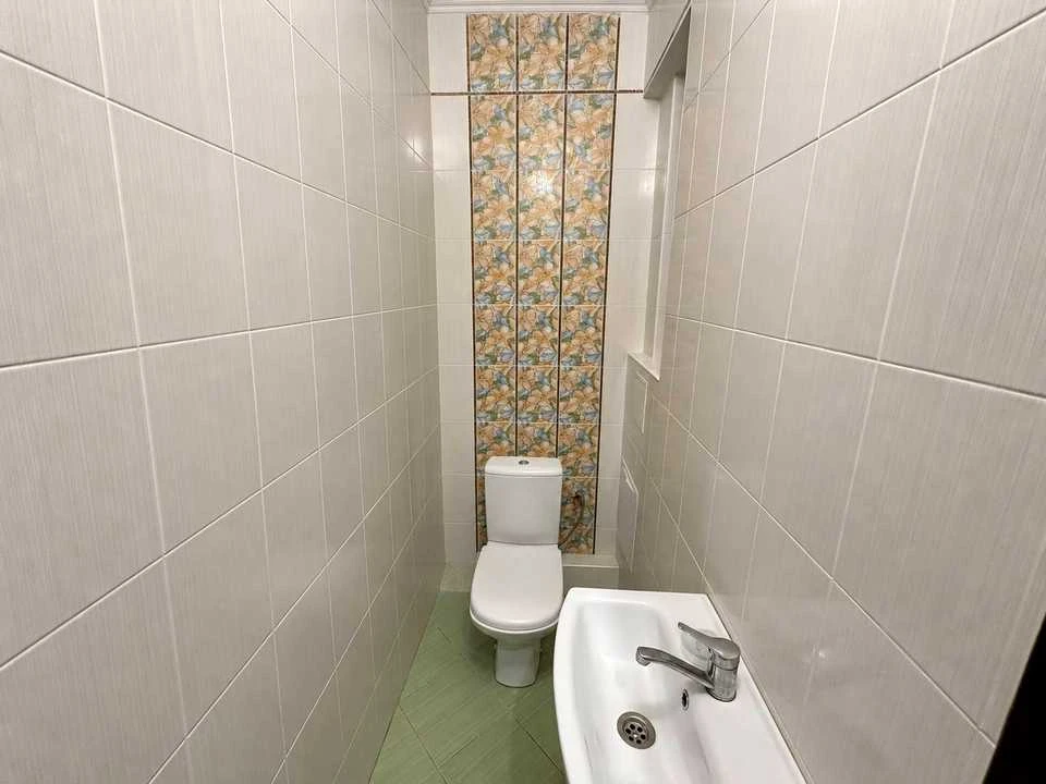 Квартира. Київ, Алматинська вул.