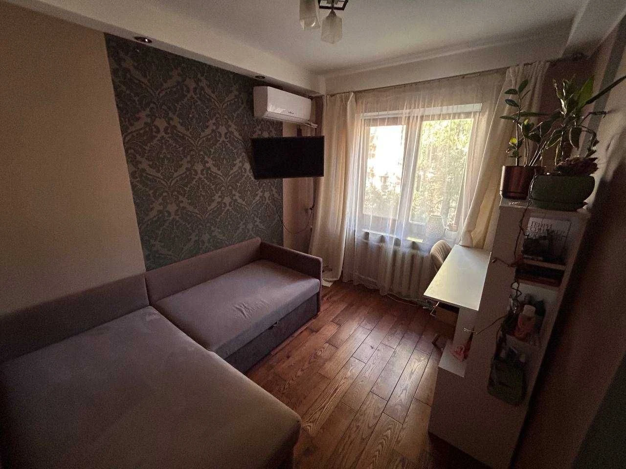 Продаж 2к.квартири пр-т Відрадний 22-б Київ Солом'янський р-