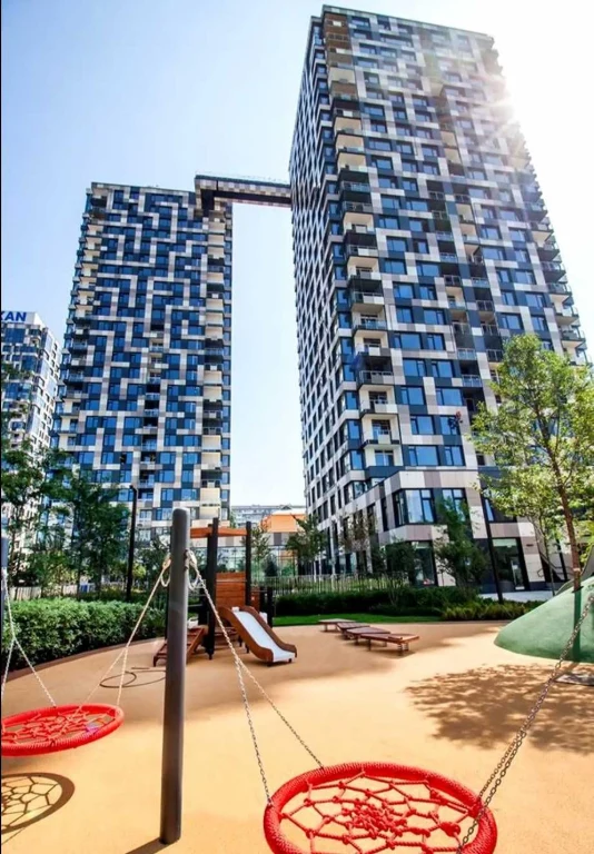 Продаж квартири  192 м2, ЖК TETRIS HALL, без ремонту, видова