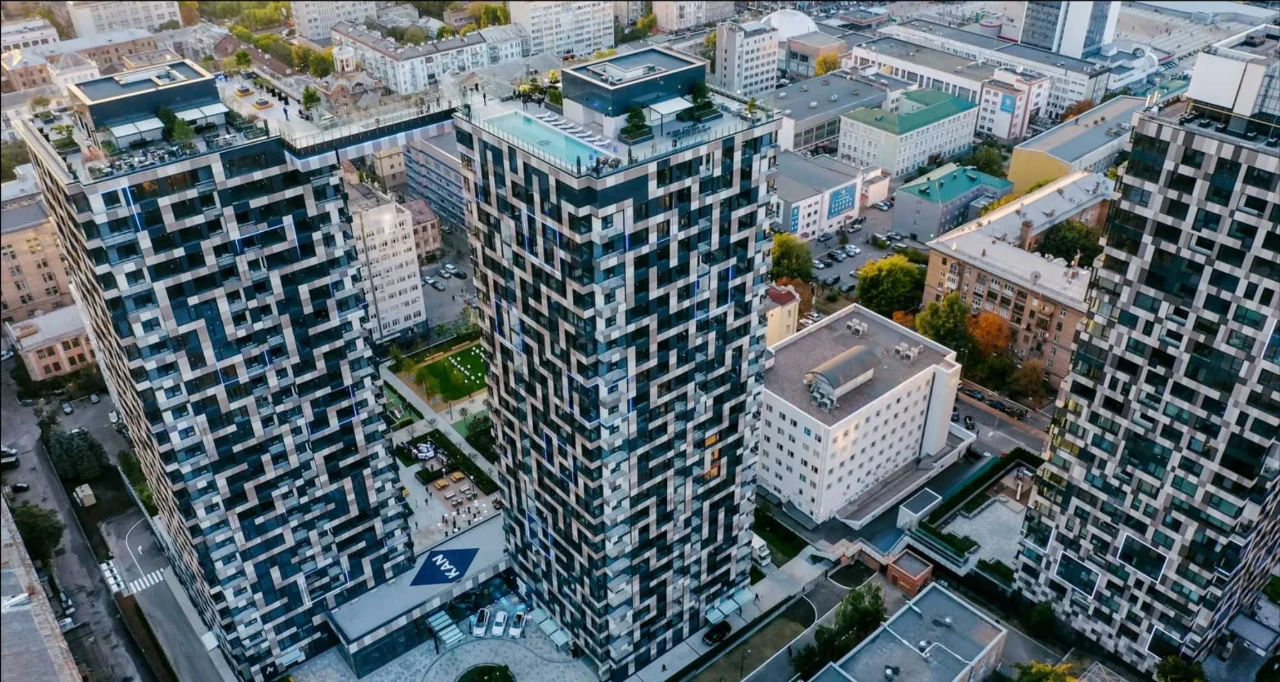Продаж квартири  192 м2, ЖК TETRIS HALL, без ремонту, видова