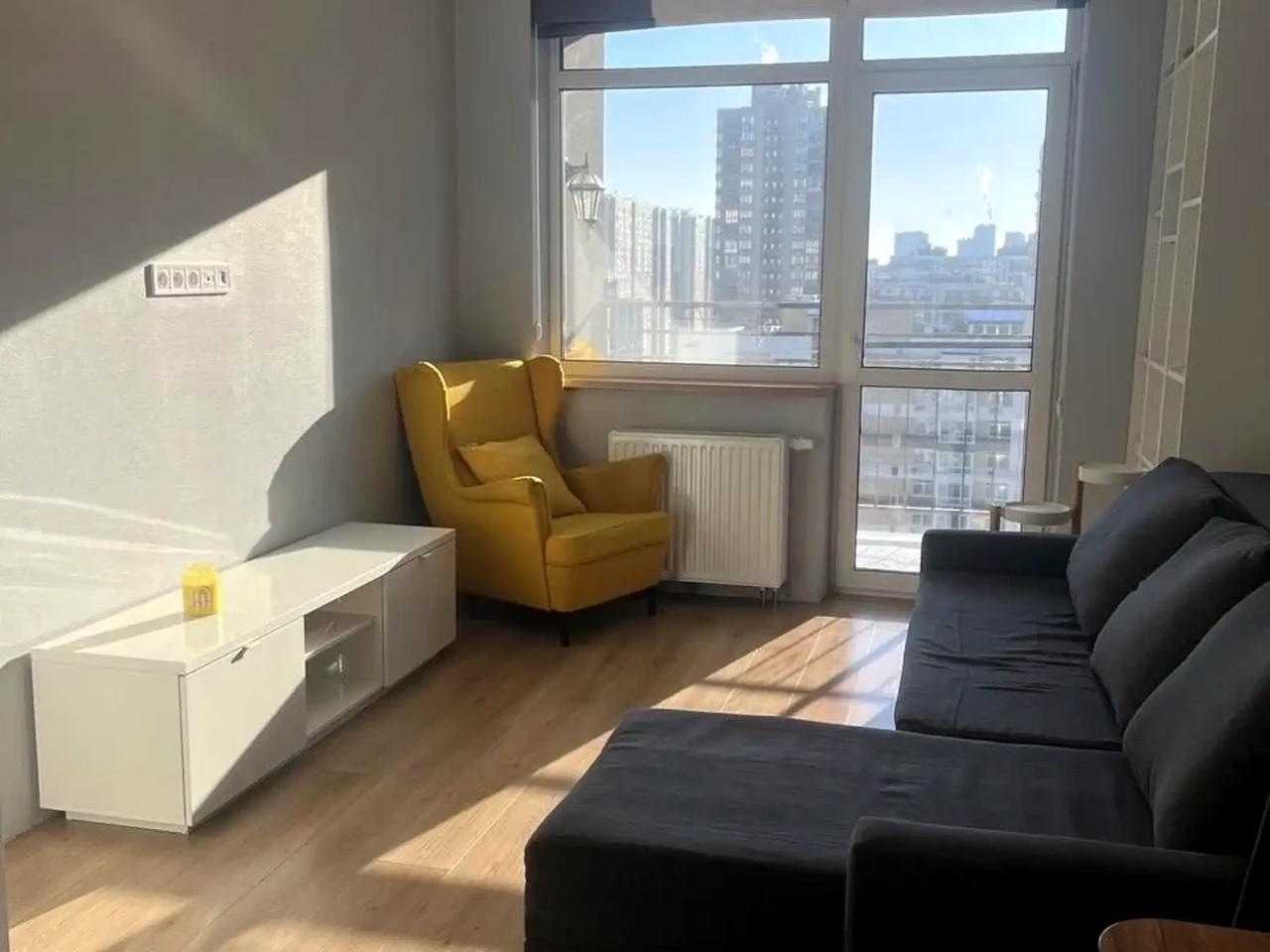 Продаж квартири 2-кімн. 68.3 м² 16/16 пов.