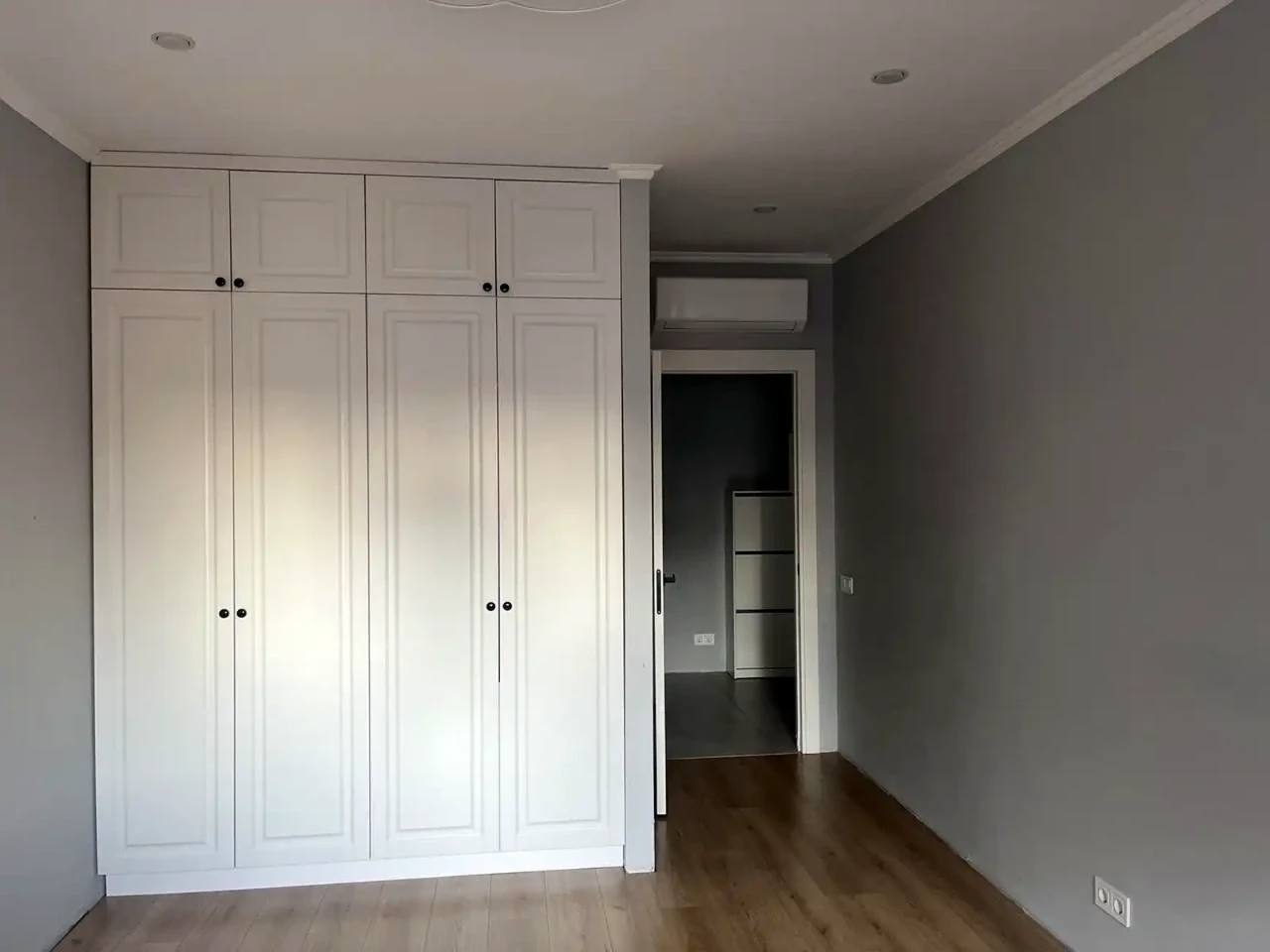 Продаж квартири 2-кімн. 68.3 м² 16/16 пов.
