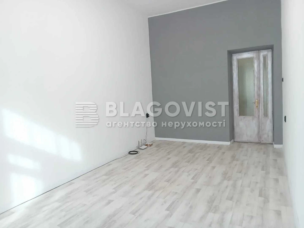 Продаж 3-к квартири вул.Велика Васильківська, 32а Фасадна бу