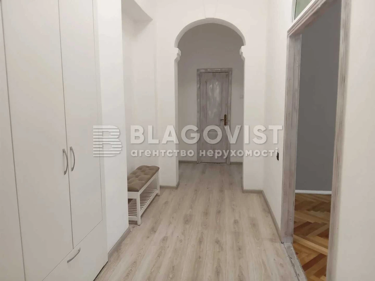 Продаж 3-к квартири вул.Велика Васильківська, 32а Фасадна бу
