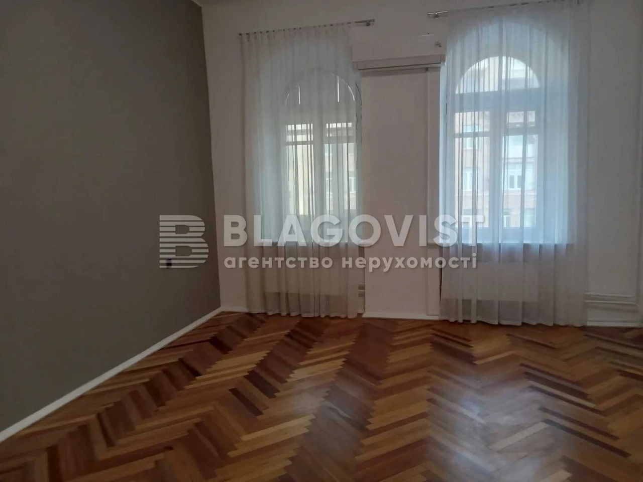 Продаж 3-к квартири вул.Велика Васильківська, 32а Фасадна бу