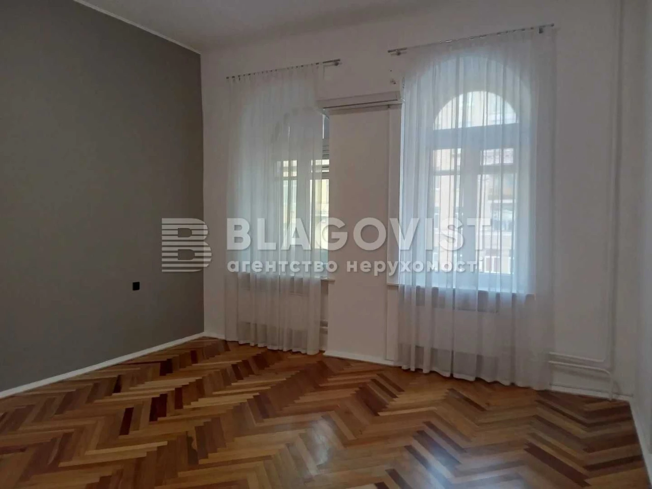 Продаж 3-к квартири вул.Велика Васильківська, 32а Фасадна бу