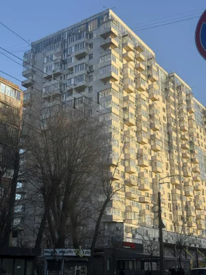 Продаж 2к квартири метро Нивки Щербаківського 52