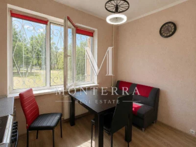 Без % Продаж 2 кім квартири з ремонтом біля парку та озера,
