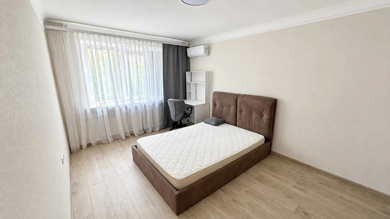 Продаж 1к новий ремонт | Поділ, Юрківська 18 | 2 хв пішки ме