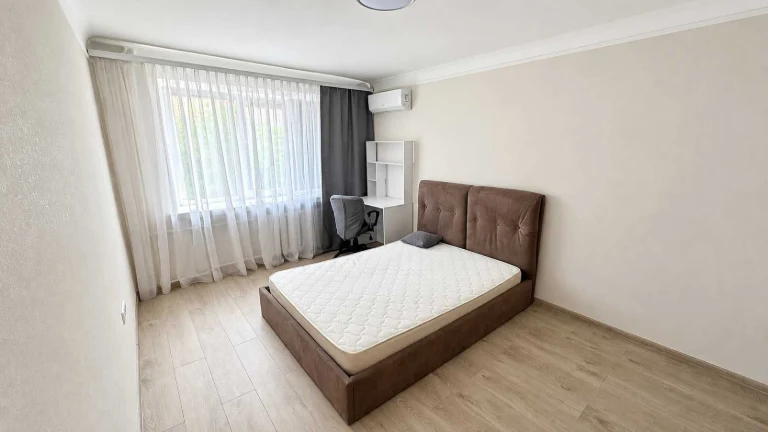 Продаж 1к новий ремонт | Поділ, Юрківська 18 | 2 хв пішки ме