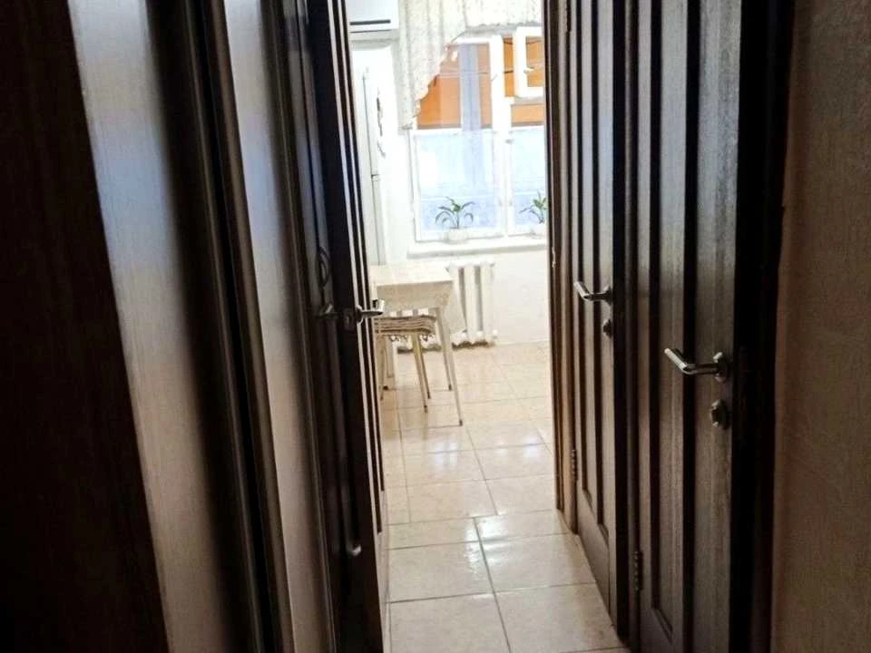Квартира. Київ, Петропавлівська вул.