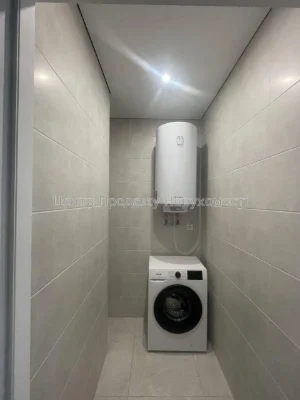 Продаж 2-кімн. квартири 70 м², 17/25 пов, ЖК Варшавський 3,