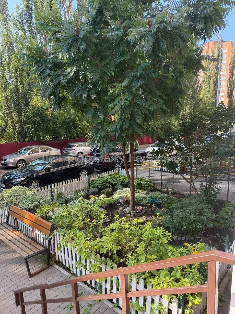 Продається 1-кімн. квартира, 49 м², 14/25 поверх, Київ – чуд