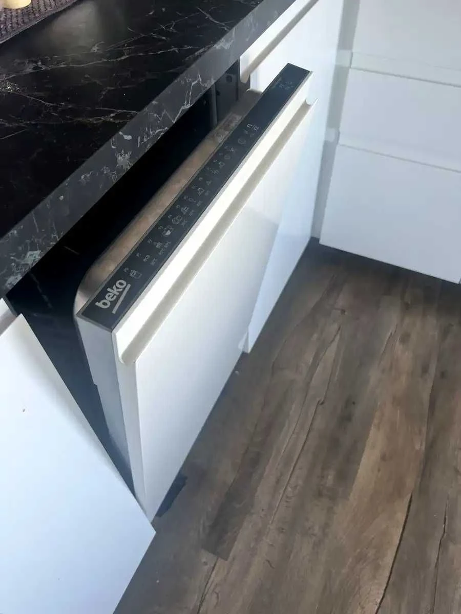 2к квартира на Ольжича 18А, метро Дорогожичі
