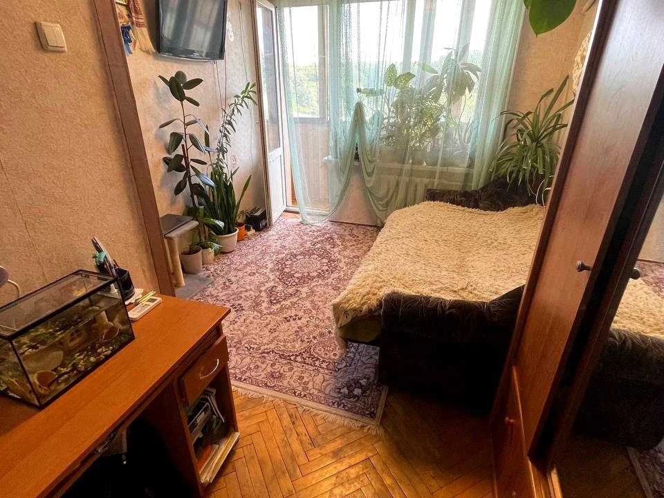 Квартира. Київ, Сирецька вул.