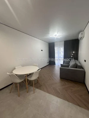 Продаж 2-кімн. квартири, 60 м², 18/21 эт, ЖК Нова Англія, Ки